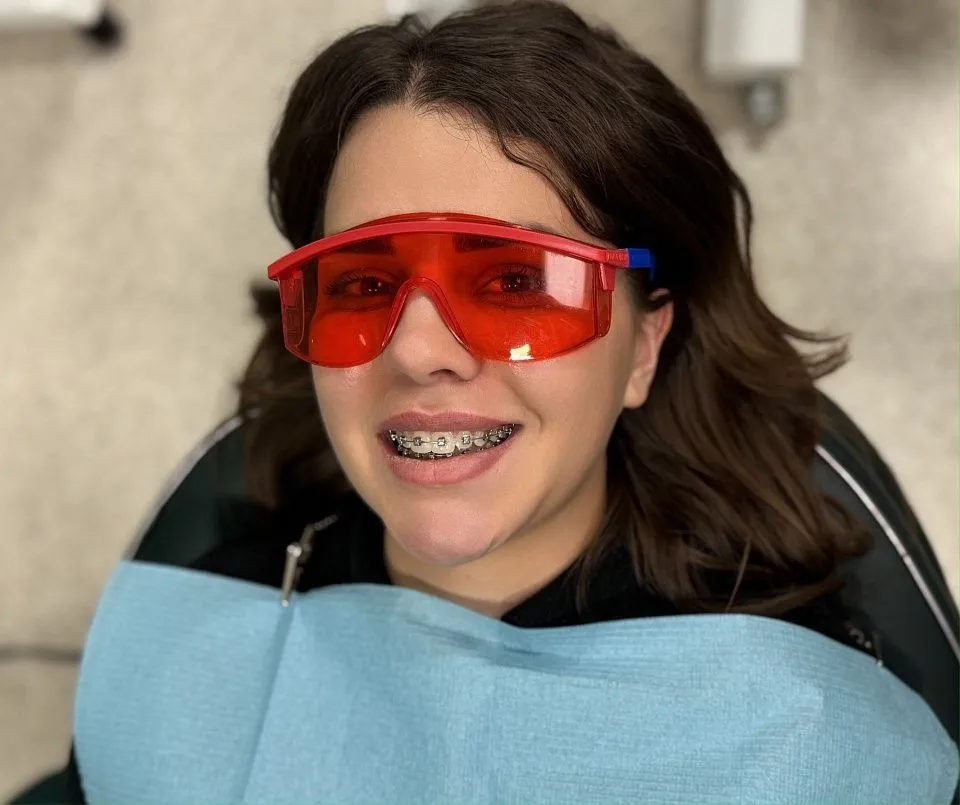 Металлические брекеты в Мытищах