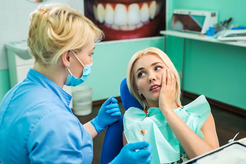 Что делать, если сильно болят зубы после стоматолога