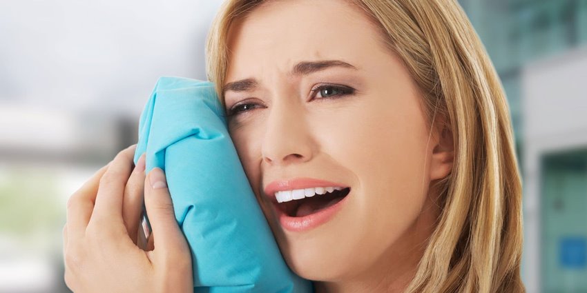 Что делать, если болят все зубы сразу, до похода к стоматологу