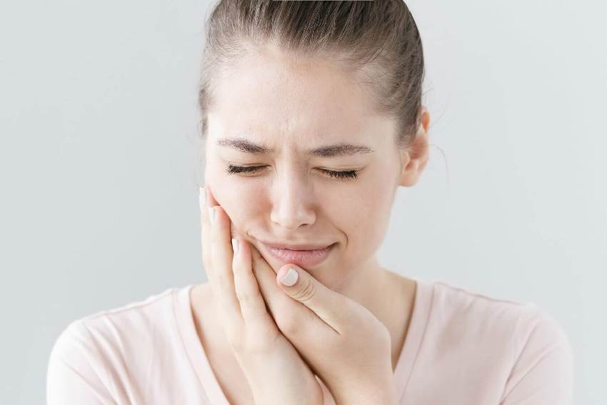 Зубная боль при воспалении тройничного нерва