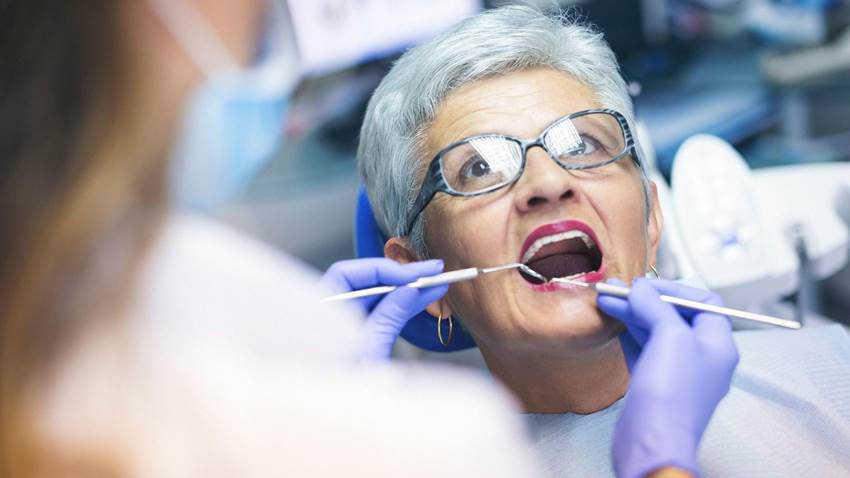 Льготное протезирование зубов без очереди