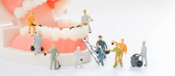 Отсутствие нижних зубов: причины, показания и противопоказания