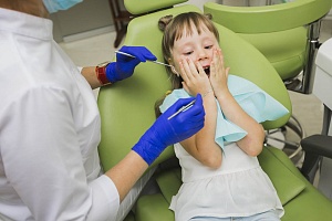 Зуб «шестерка»: особенности лечения, удаления и восстановления